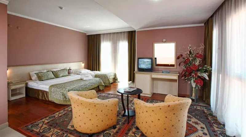 Hotel Haliç Park 5*