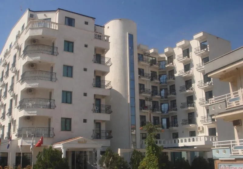 Hotel Kalif 3*