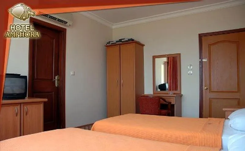 Hotel Amphora 3*